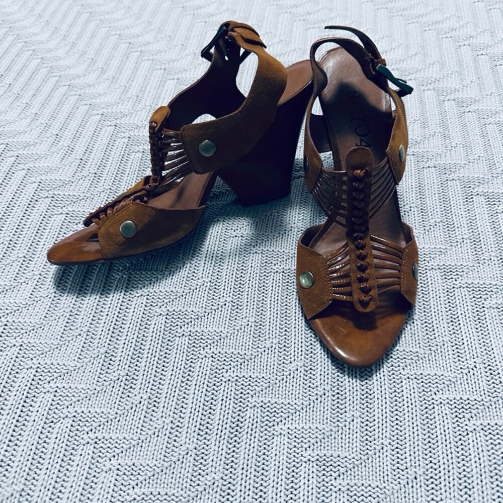 Anthropologie No. 704b Digna Camell wedge sandals